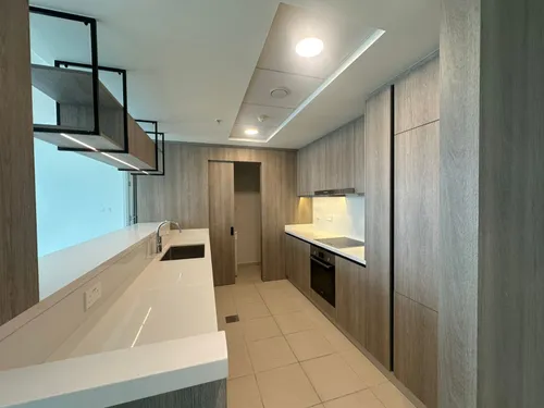 2 Bedrooms Apartment in The Residences 8