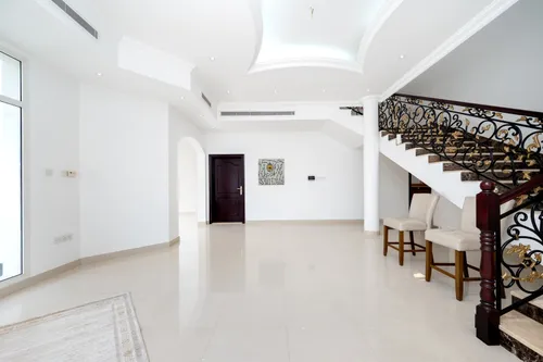 5 Bedrooms Villa in Umm Suqeim 1 Villas