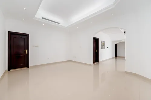5 Bedrooms Villa in Umm Suqeim 1 Villas