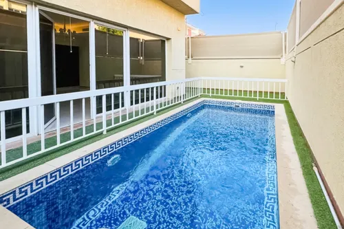 5 Bedrooms Villa in Jumeirah 1 Villas