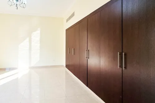5 Bedrooms Villa in Jumeirah 1 Villas