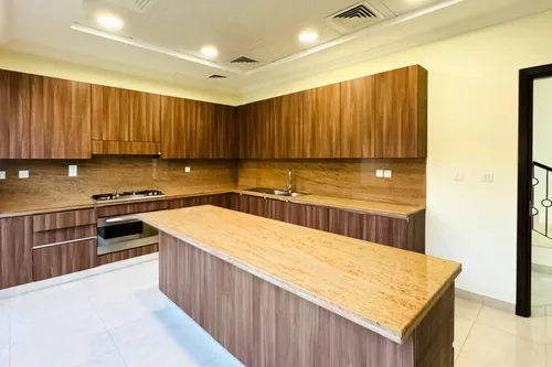 5 Bedrooms Villa in Jumeirah 1 Villas