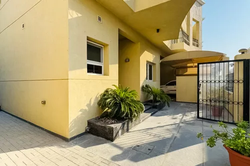 5 Bedrooms Villa in Jumeirah 1 Villas