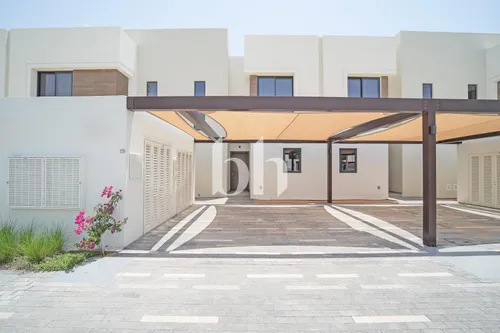Exquisite TH | Double Row | Exceptional Community