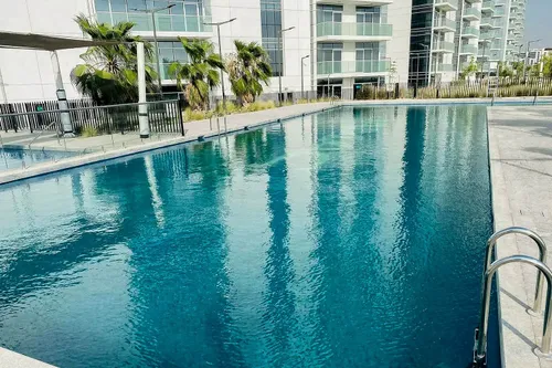 Apartment in Artesia C