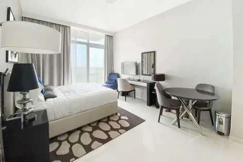 Apartment in Artesia C
