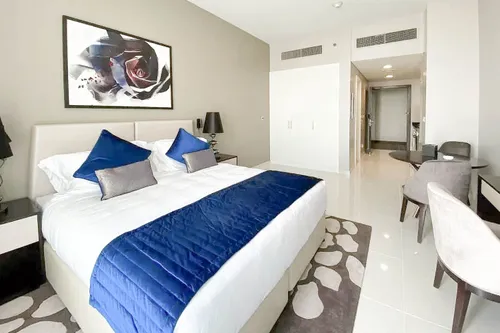 Apartment in Artesia C