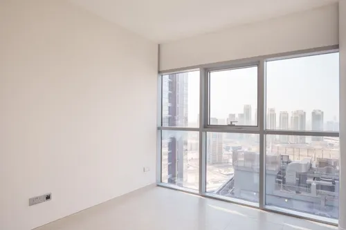 2 Bedrooms Apartment in Radiant Square