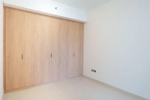 2 Bedrooms Apartment in Radiant Square