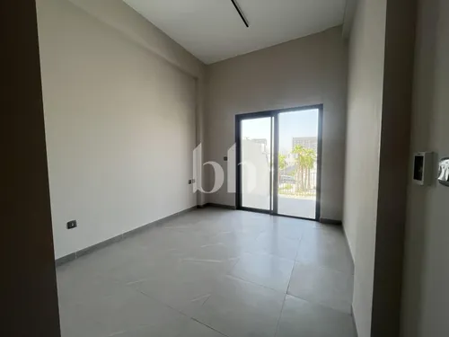 4 Bedrooms Townhouse in MAG Eye