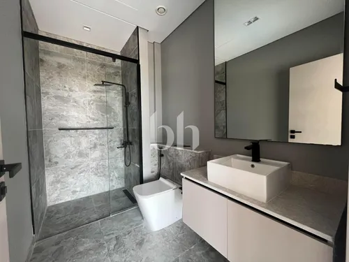 4 Bedrooms Townhouse in MAG Eye