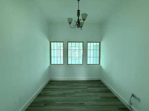 4 Bedrooms Villa in Garden Hall