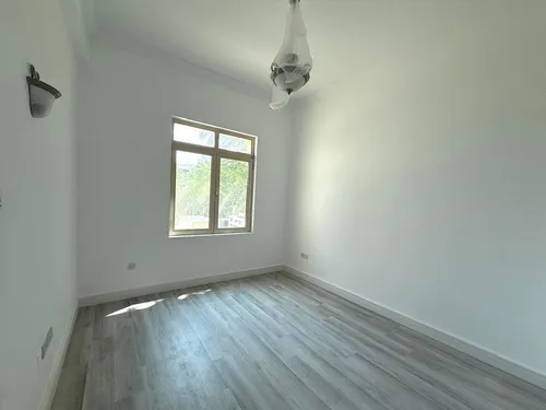 4 Bedrooms Villa in Garden Hall