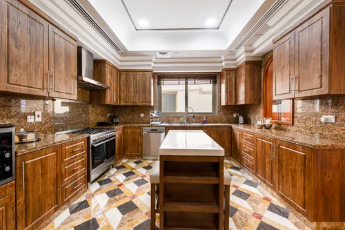 5 Bedrooms Villa in The Aldea