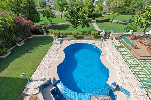 4 Bedrooms Villa in The Centro