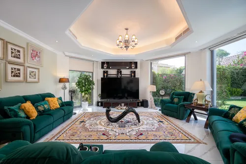 4 Bedrooms Villa in The Centro