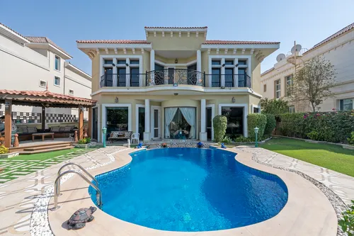 4 Bedrooms Villa in The Centro