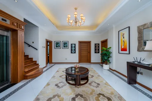 4 Bedrooms Villa in The Centro