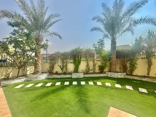 4 Bedrooms Villa in La Quinta, Villanova