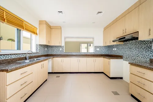 4 Bedrooms Villa in La Quinta, Villanova