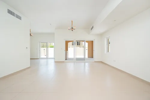 4 Bedrooms Villa in La Quinta, Villanova