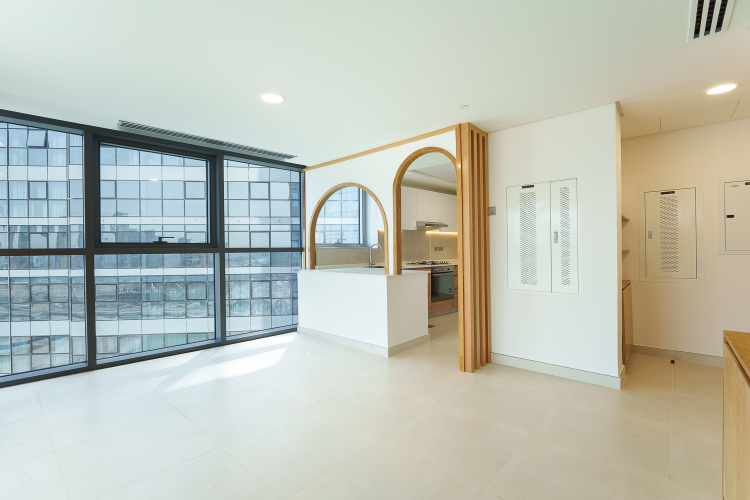 2 Bedrooms Apartment in Radiant Square