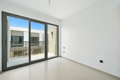 3 Bedrooms Townhouse in Aura Gardens B