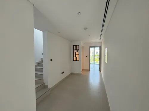 4 Bedrooms Townhouse in Aura Gardens B