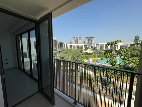 4 Bedrooms Townhouse in Aura Gardens B