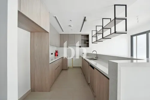 Close to Entrance | No Upgrades | Walk to Pool