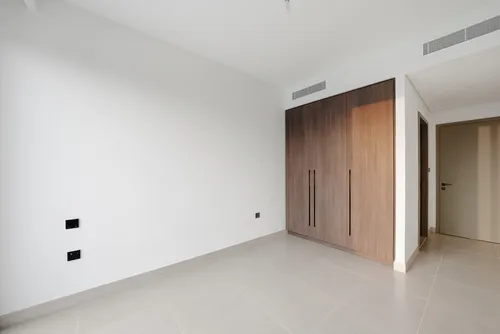 4 Bedrooms Townhouse in Aura Gardens B