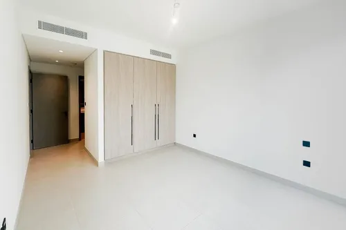 3 Bedrooms Townhouse in Aura Gardens B