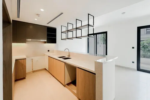 3 Bedrooms Townhouse in Aura Gardens B