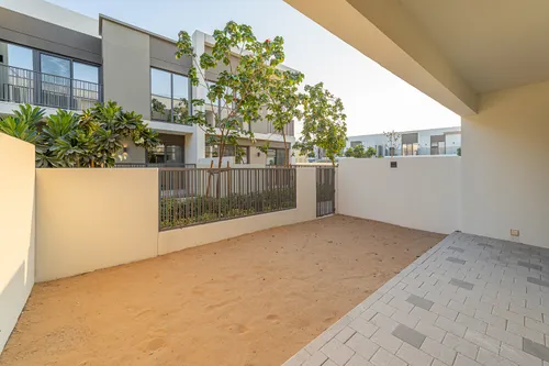 3 Bedrooms Townhouse in Aura Gardens B