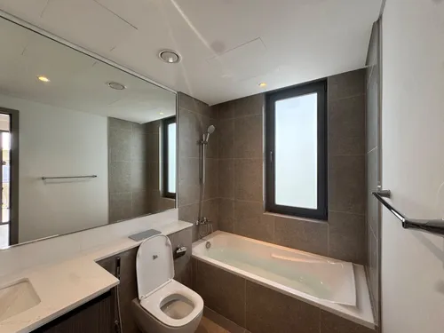 4 Bedrooms Townhouse in Aura Gardens B