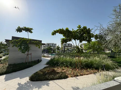 3 Bedrooms Townhouse in Aura Gardens B