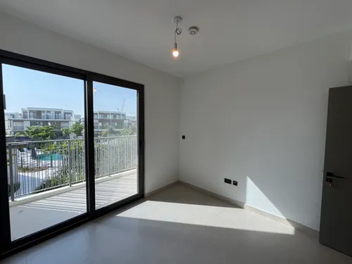 3 Bedrooms Townhouse in Aura Gardens B