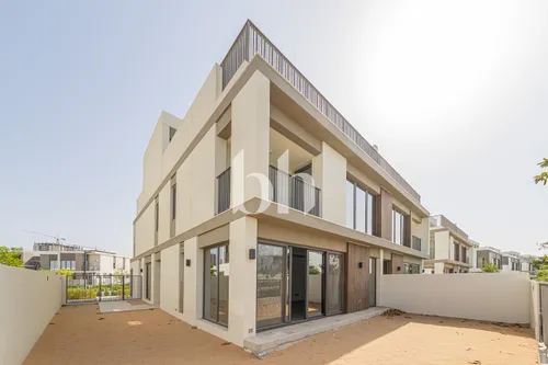 Great Location | Pool and Park Facing | Landscape