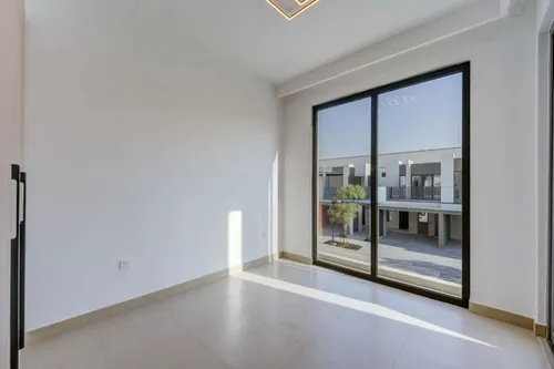 4 Bedrooms Townhouse in Aura Gardens A