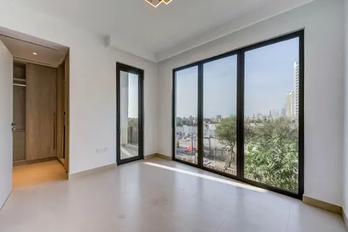 4 Bedrooms Townhouse in Aura Gardens A