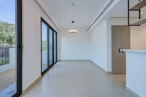 4 Bedrooms Townhouse in Aura Gardens A