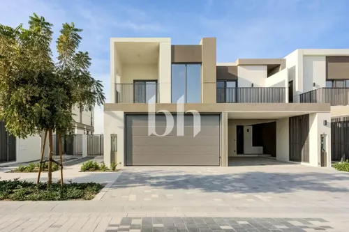 Fully Upgraded I Appliances I 4 Bedrooms