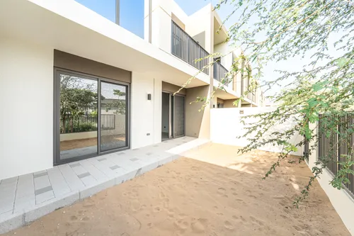 3 Bedrooms Townhouse in Aura Gardens A