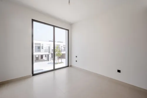 4 Bedrooms Townhouse in Aura Gardens A