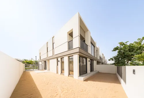 4 Bedrooms Townhouse in Aura Gardens A