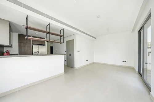 4 Bedrooms Townhouse in Aura Gardens A