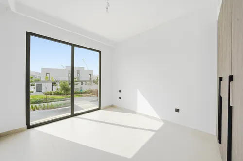 4 Bedrooms Townhouse in Aura Gardens A