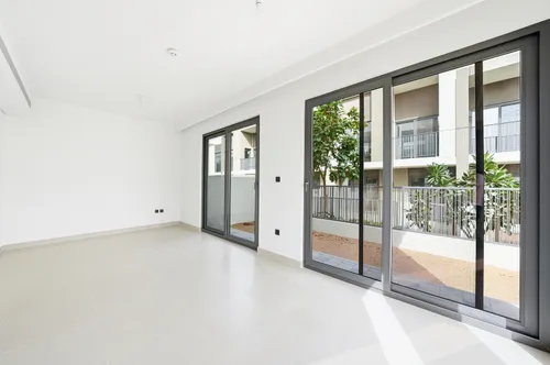 4 Bedrooms Townhouse in Aura Gardens A