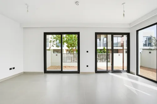 4 Bedrooms Townhouse in Aura Gardens A