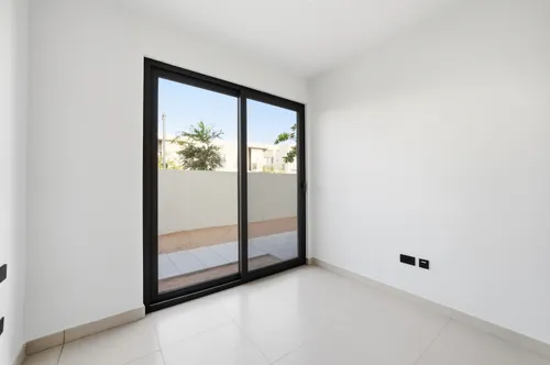 4 Bedrooms Townhouse in Aura Gardens A